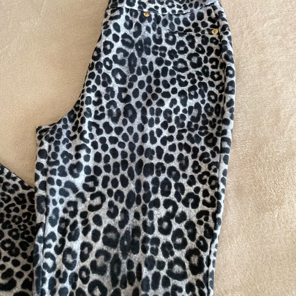 Michael Kors Animal Print Leggings - Size M - Picture 3 of 14
